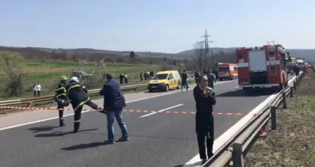 12 от раните при катастрофата на магистрала Тракия са настанени