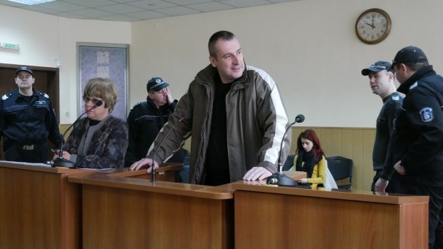 Полицаят от Икономическа полиция Венцислав Караджов който е обвинен в