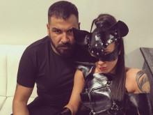 Габриела от мелето пред "Оазис 4" с интересни постове във Фейсбук