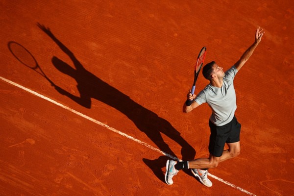 Григор Димитров се класира за четвъртфиналите на тенис турнира от сериите
