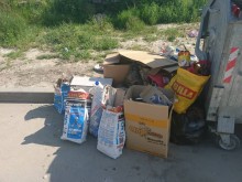 Забранено изхвърляне на строителни отпадъци затлачи контейнерите в "Оазисите"