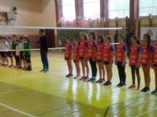 Момичетата на Виктория Волей с 3-то място при дебюта си в държавното
