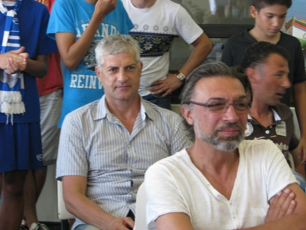 Blagoevgrad24 bg
Бургаската футболна легенда Златко Янков стана горд баща на 51 годишна