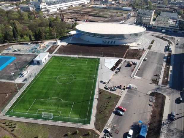 Спортният комплекс в бургаския ж к Славейков ще бъде открит официално за