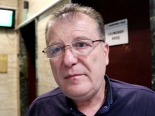 Вижте как адвокат защитава човек, пронизал жестоко със стрела улично куче