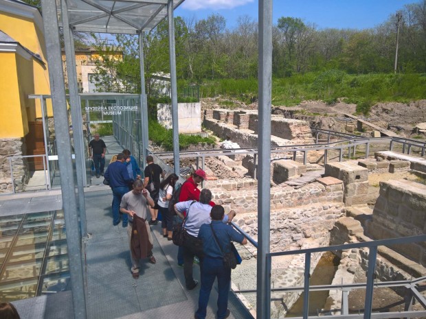 14 теми в областта на археологията историята архитектурата и туризма