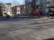 Асфалтират "Цар Борис III Обединител" от Панаира до бул."Дунав"