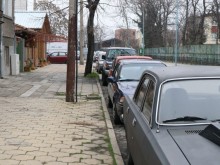 Хлапетии с безумни изпълнения в Пловдив, трошат коли наред