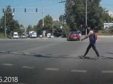 Пловдивчанин цитира велика мисъл и я онагледи с фрапантни кадри!