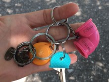 Някой си загуби тези ключове на оживено кръстовище в Пловдив
