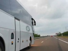 Автобус на "Юнион Ивкони" лети по магистрала "Тракия"