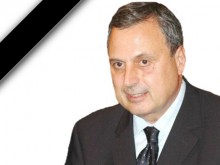 Почина Божидар Данев