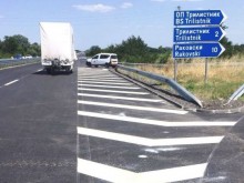 АПИ: Нагли шофьори карат в аварийната лента на магистралата до Пловдив