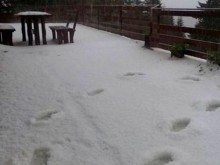 Невиждана градушка удари Родопите, натрупа 15 сантиметра!
