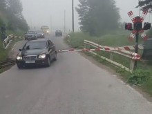 Наш евродепутат побесня: Кретения! Този шофьор да бъде бит с тояги и уволнен!