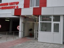 Бордният инженер, оцелял при падането, е в шокова зала