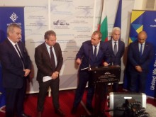Край на "шльокавицата" у нас?