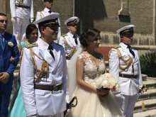 Уникална сватба на морски офицери събра погледите във Варна!