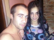 Има пълни самопризнания на мъжа, убил 19-годишната си приятелка