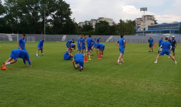 Представителният отбор на ФК Дунав стартира лятната си подготовка Старши треньорът