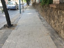 Най-после читави тротоари по ул. "Авксентий Велешки"