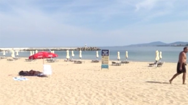 bTV
Скандали за свободни и платени места на плаж Перла край