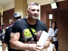 Адвокатът на Райфъла: Утре някой може да повдигне обвинение за изнасилване по телефона!