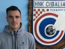 Въпрос с повишена трудност: Играл ли е скоро футбол новият хърватин в Локо?