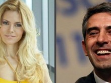 Деси Банова хлътнала по Плевнелиев, щом го видяла по къси гащи и джапанки