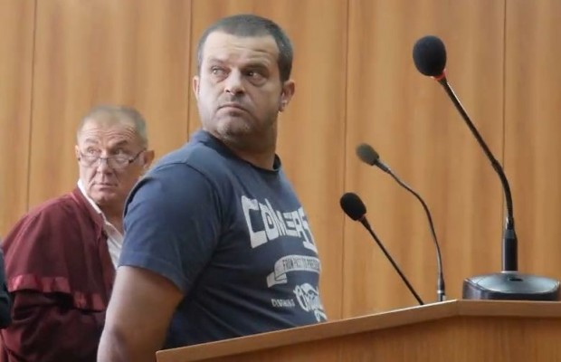 Пловдивският окръжен съд все още гледа искането Илия Стоичков да