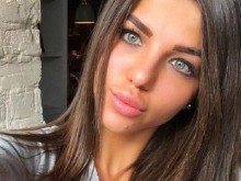 Участнички в руско реалити разказаха как са били елитни проститутки и за извратените си известни клиенти