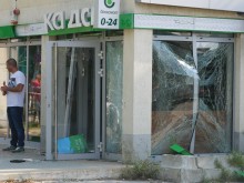 Извънредно: 200 000 лева са задигнати от взривения банкомат в Пловдив!