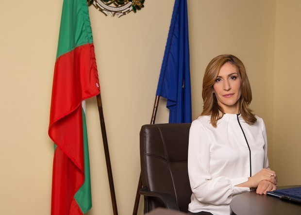 Министърът на туризма Николина Ангелкова ще подпише договор за изграждане