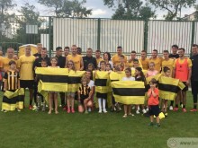 Похвално! От Ботев зарадваха деца с редки болести