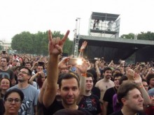 60 000 се стичат на Гребната, затварят ул. "Копривщица"