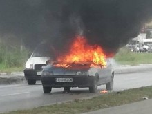 Брутална катастрофа край Пловдив, кола избухна в пламъци