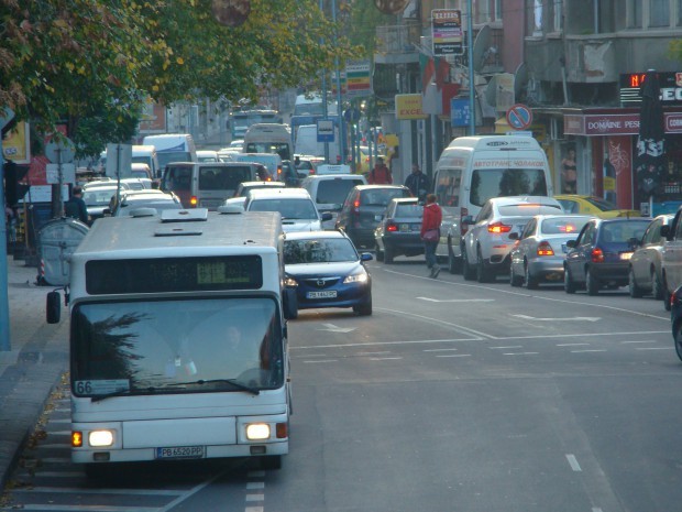 Общината следва политика за извеждане трафика от центъра на града