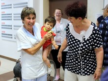 В МБАЛ "Свети Пантелеймон" отслужиха водосвет за патронния празник