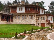 Приказно имение в планината над Пловдив се продава за над милион евро