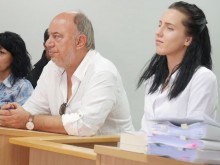 Пуснаха Габриела срещу 5 000 лева, тя засия от удоволствие!