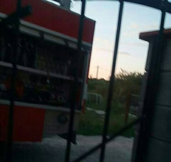 Varna24.bg очевидци на инцидента.Малчуганът направил опит да прескочи висока ограда,