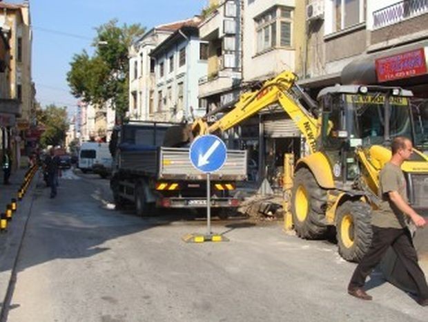 Започва се - община Пловдив търси изпълнители на ВиК ремонти