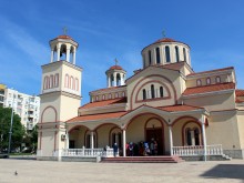 Благотворителен обяд в "Тракия" за Преображение Господне