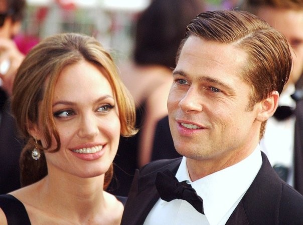 Холивудската актриса Анджелина Джоли настоява да финализира развода си с
