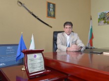 Пример от Пловдивско! Вижте нагледно каква е разликата, когато кмет звъни на полицията и обикновен гражданин