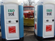 Безплатни химически тоалетни от днес из целия град