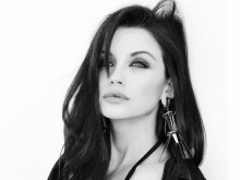 Манекенката Диляна Попова съжали за стореното с устните си
