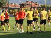 Ще играе ли Джонатан срещу Витоша? Вижте как ще се готвят "канарите" до мача