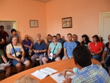 Живущи на "Капитан Райчо" скочиха срещу клуб "Паша"