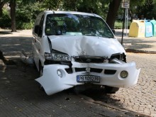 Катастрофа с 3 автомобила в центъра на Пловдив!